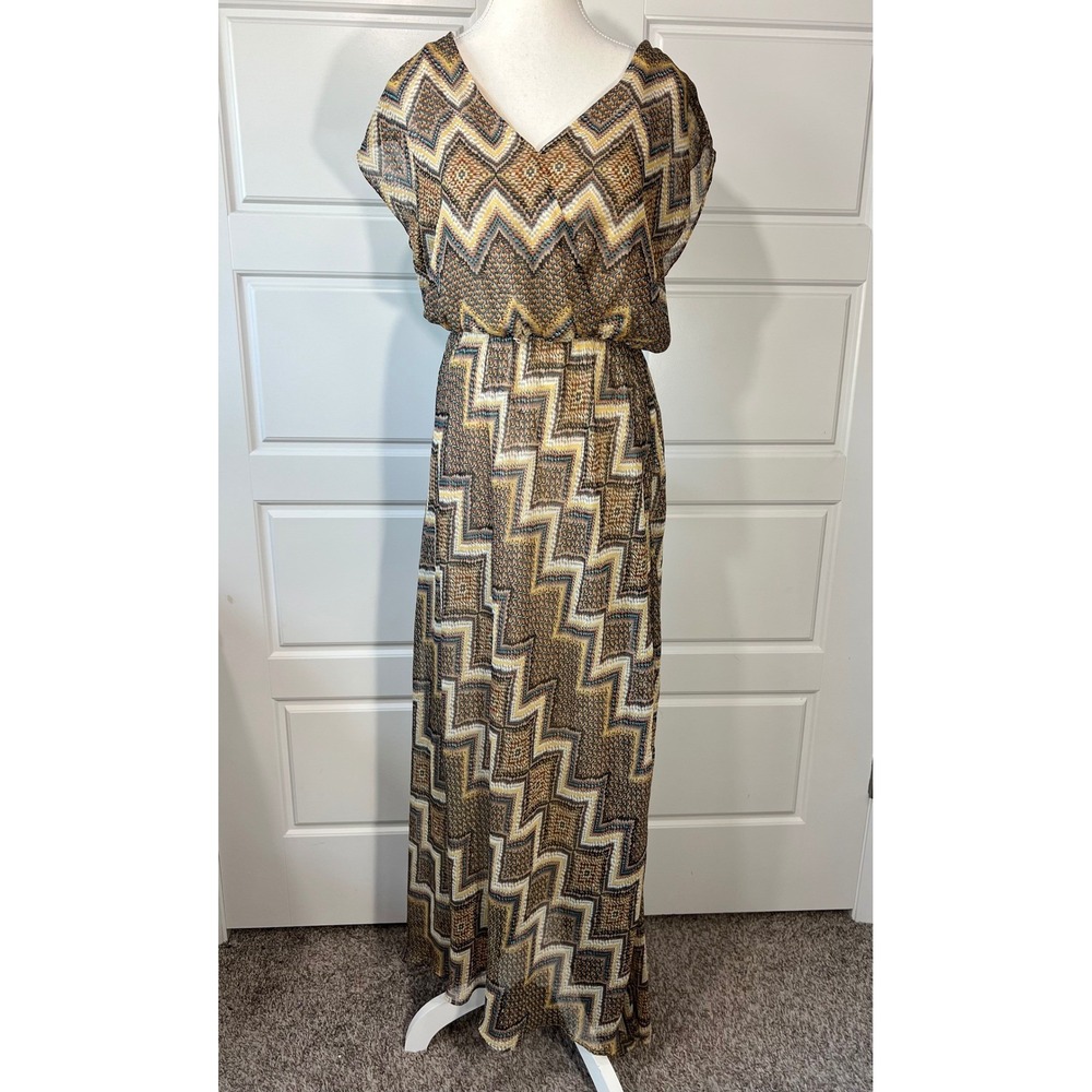 Willow & Clay Maxi Dress Brown Gold‎ Geometric V Neck Sleeveless Bohemian Medium